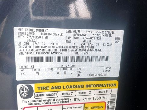 Used 2025 Ford Expedition Active image 28