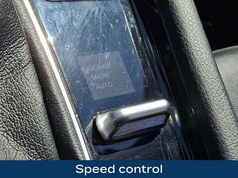 Used 2024 Jeep Compass Limited image 16