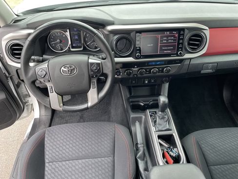 Certified 2023 Toyota Tacoma SR5 AWD/4WD image 16