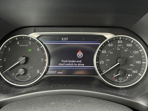 Used 2025 Nissan Sentra SV image 11