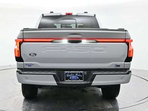 Used 2024 Ford F150 Lightning Platinum image 6