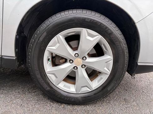 Used 2015 Subaru Forester 2.5i Premium image 17