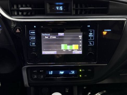 Used 2019 Toyota Corolla LE FWD image 27