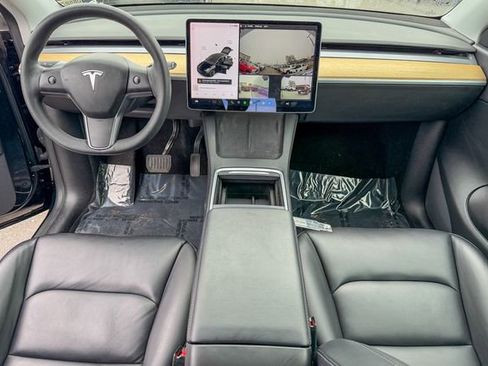 Used 2021 Tesla Model Y Long Range image 36