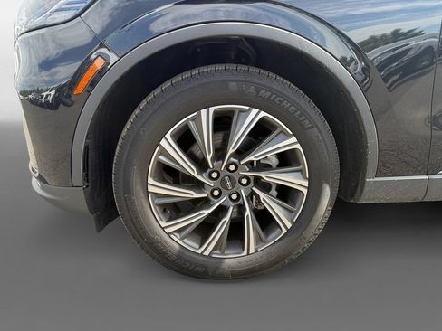 Used 2025 Lincoln Aviator AWD image 15