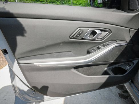 Used 2026 BMW 330i Sedan w/ M Sport Package RWD image 14