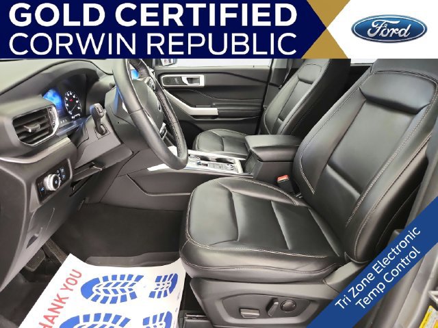 Used 2022 Ford Explorer XLT w/ Equipment Group 202A AWD/4WD image 13