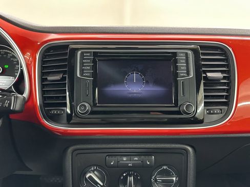 Used 2016 Volkswagen Beetle 1.8T SEL image 28