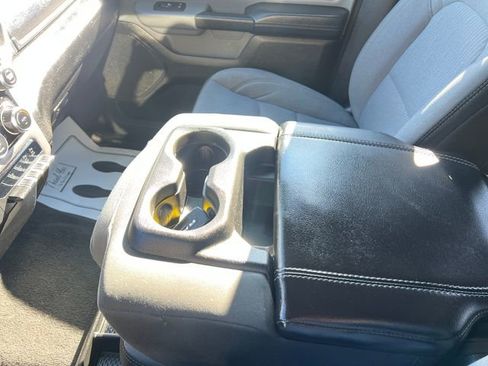 Used 2019 RAM 1500 Big Horn image 31