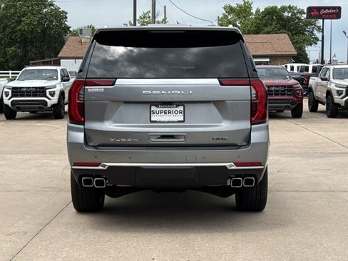 New 2026 GMC Yukon XL Denali w/ Denali Reserve Package AWD/4WD image 4