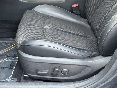 Used 2020 Kia Optima S image 18