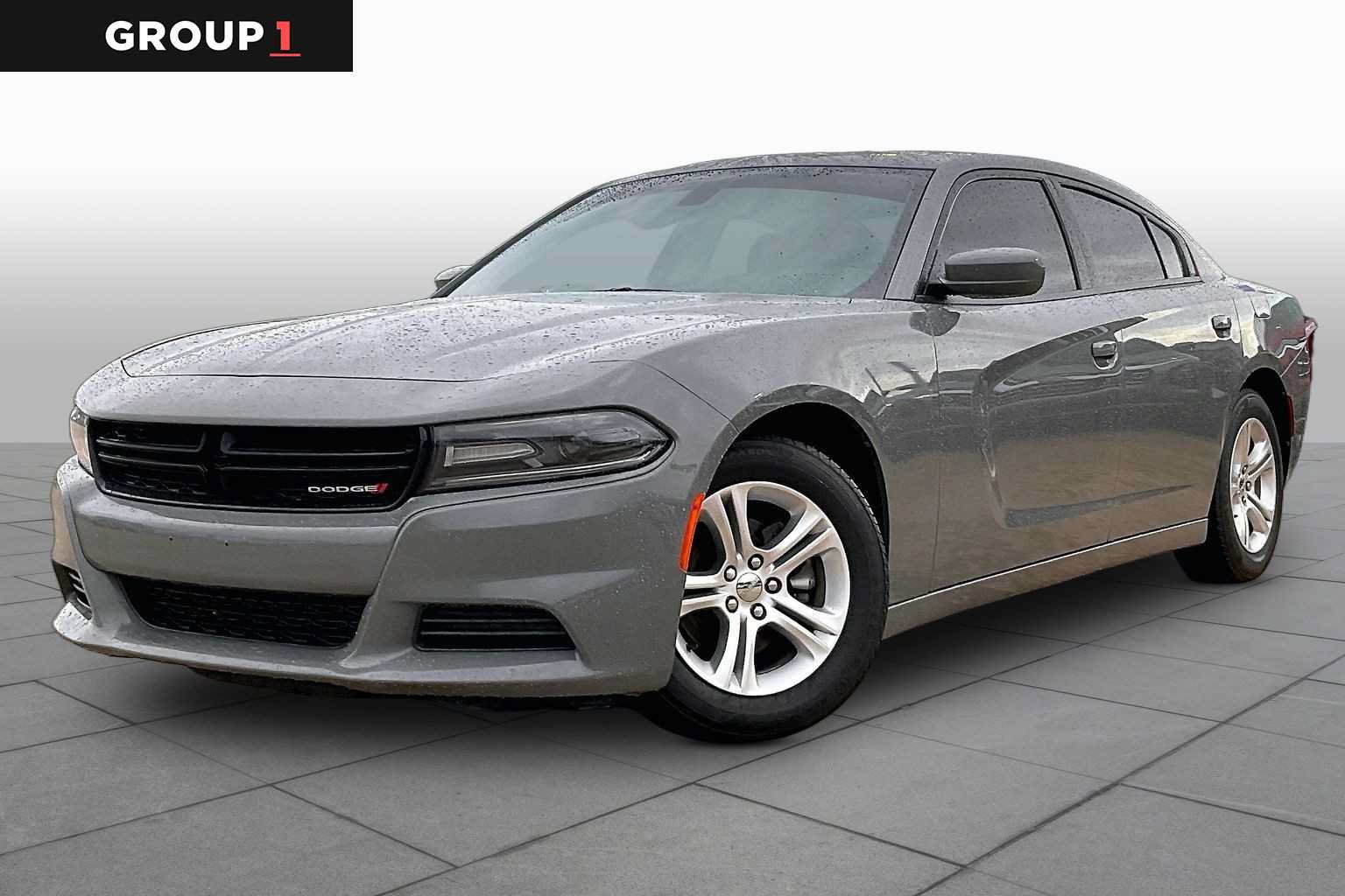 Used 2019 Dodge Charger SXT RWD image 1