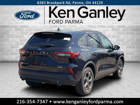 New 2026 Ford Escape ST-Line w/ Cold Weather Package AWD/4WD image 5