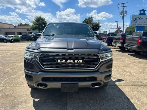 Used 2019 RAM 1500 Limited AWD/4WD image 2