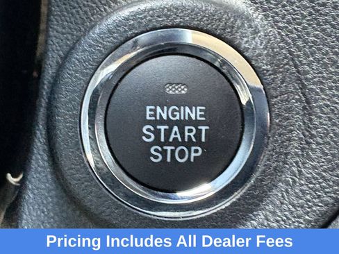 Used 2025 Subaru Outback Premium AWD/4WD image 20