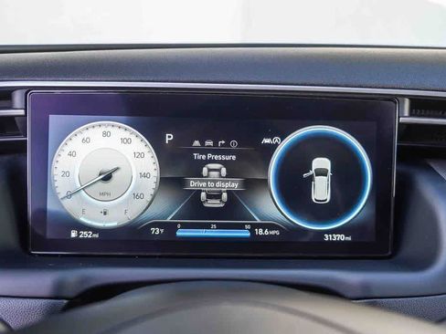 Used 2022 Hyundai Tucson Limited FWD image 26