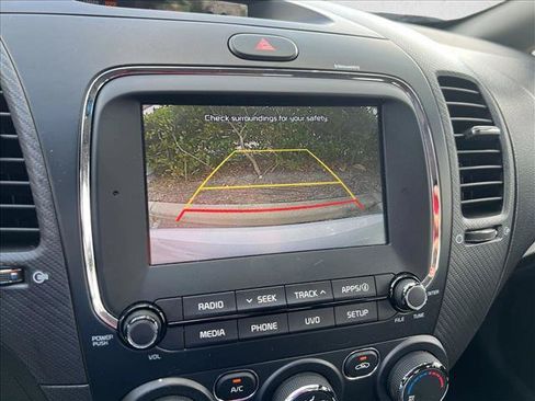 Used 2018 Kia Forte S w/ S Technology Plus Package FWD image 14