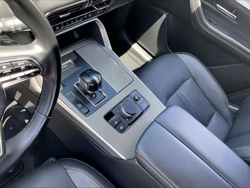 Used 2025 MAZDA CX-70 Plug-In Hybrid w/ Premium Pkg AWD/4WD image 16