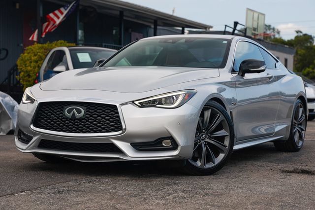 Used 2018 INFINITI Q60 Red Sport 400 w/ Pro Active Package RWD image 1