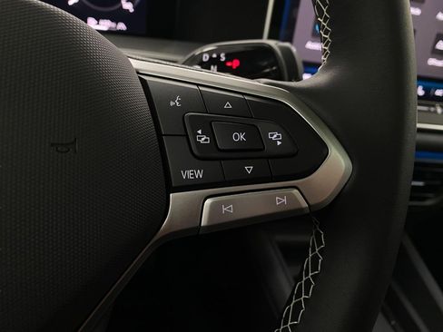 New 2026 Volkswagen Tiguan SE AWD/4WD image 16