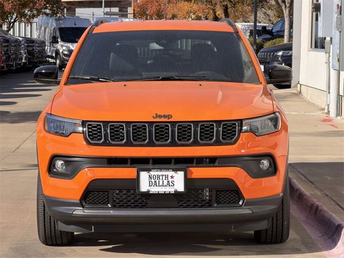 New 2026 Jeep Compass Latitude image 3