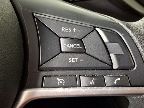 Used 2023 Nissan Altima 2.5 SV FWD image 21
