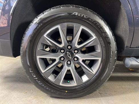 Used 2022 Chevrolet Tahoe Z71 w/ Z71 Off-Road Package image 11