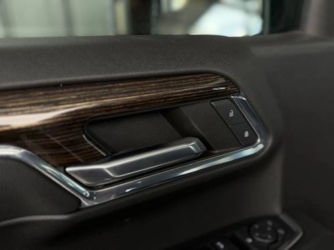 Used 2023 GMC Sierra 1500 SLE AWD/4WD image 24