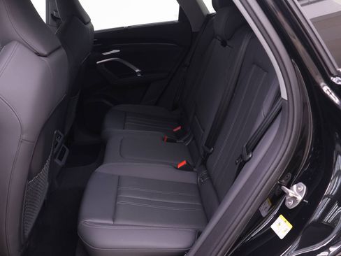 Certified 2025 Audi Q5 Premium Plus w/ Premium Plus AWD/4WD image 14