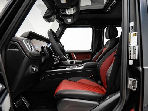Used 2026 Mercedes-Benz G 63 AMG 4MATIC image 39