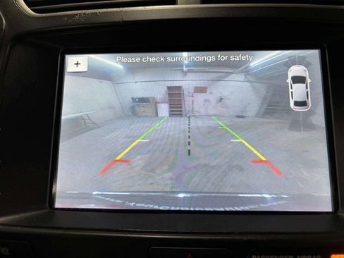 Used 2018 Ford Explorer XLT w/ Equipment Group 202A image 27