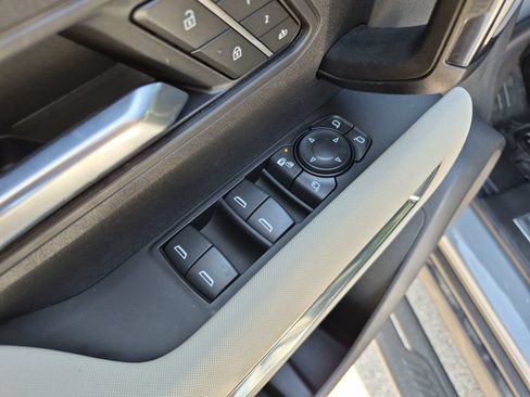 New 2026 GMC Hummer EV SUV AWD/4WD image 17