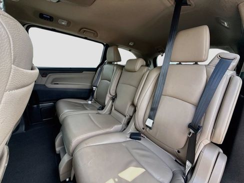 Used 2018 Honda Odyssey EX-L image 27