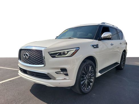 Used 2023 INFINITI QX80 Sensory w/ Cargo Package RWD image 2