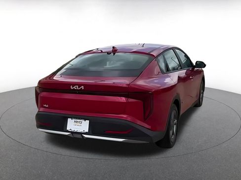 Used 2025 Kia K4 LXS image 15