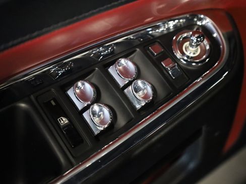 Used 2017 Rolls-Royce Ghost image 15