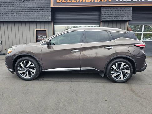 Used 2017 Nissan Murano Platinum AWD/4WD image 2