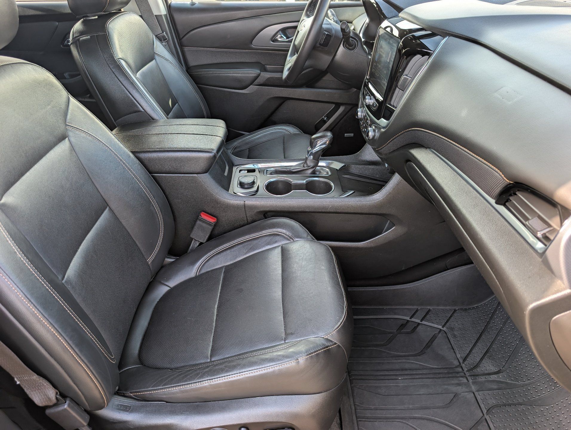 Certified 2021 Chevrolet Traverse Premier w/ Redline Edition FWD image 13