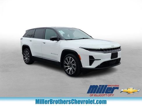 Used 2025 Jeep Wagoneer S Limited image 1