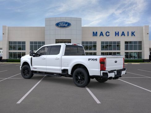 New 2026 Ford F250 Lariat w/ Black Appearance Package AWD/4WD image 4