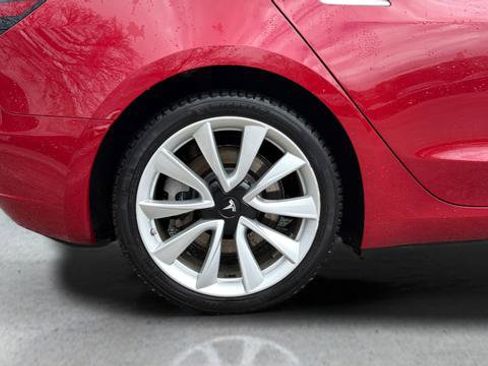Used 2018 Tesla Model 3 Long Range AWD/4WD image 13