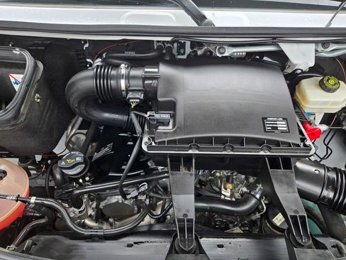 Used 2019 Mercedes-Benz Sprinter 144 Cargo image 26