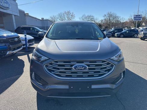 Certified 2022 Ford Edge SEL w/ Convenience Package image 2