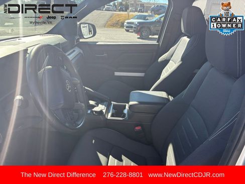 Used 2024 Toyota Tacoma TRD Off-Road image 10