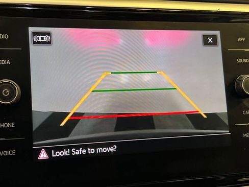 Used 2022 Volkswagen Atlas SE image 26