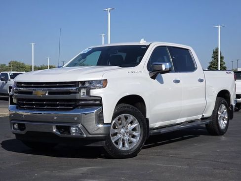 Used 2022 Chevrolet Silverado 1500 LTZ image 2