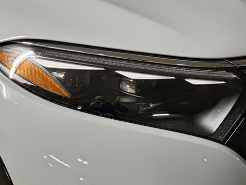 New 2025 Mercedes-Benz Maybach EQS 680 4MATIC image 10