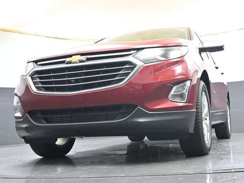 Used 2020 Chevrolet Equinox Premier AWD/4WD image 30
