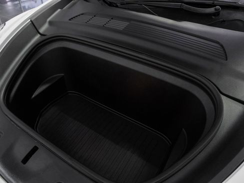 Used 2020 Tesla Model Y Performance image 52