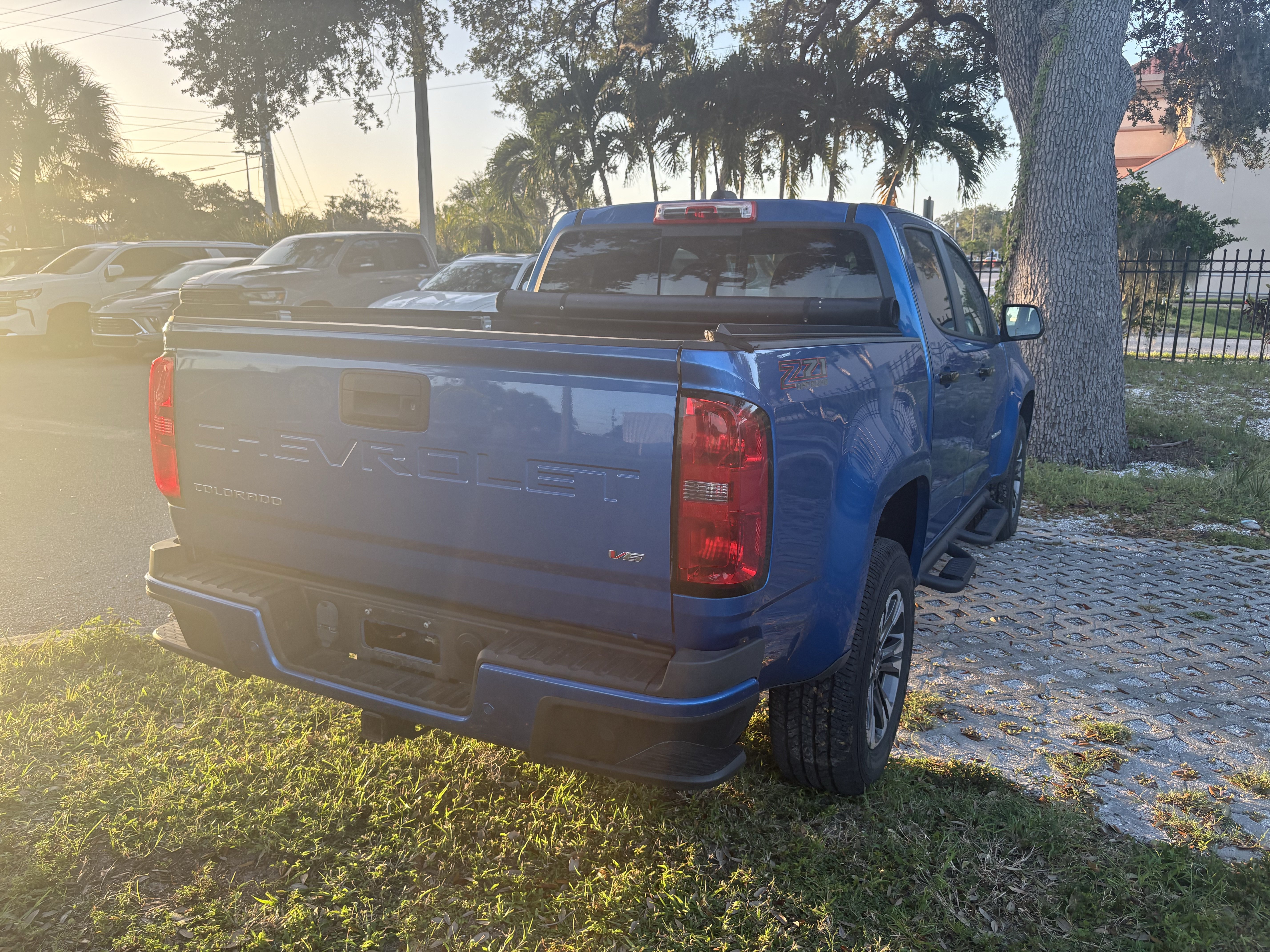 Used 2022 Chevrolet Colorado Z71 w/ Trail Boss Package AWD/4WD image 7